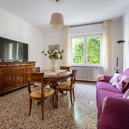 Casa Carlina Pet Friendly Hébergement de vacances Salò