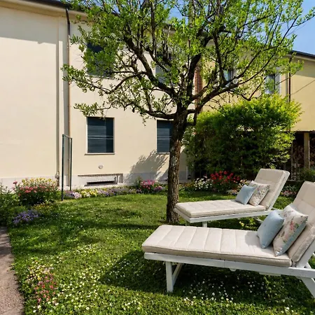 Hébergement de vacances Casa Carlina Pet Friendly Salò